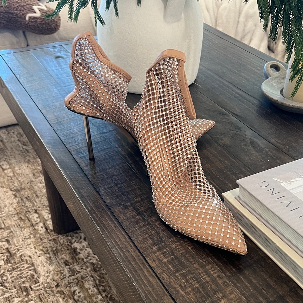 Vince Camuto heels